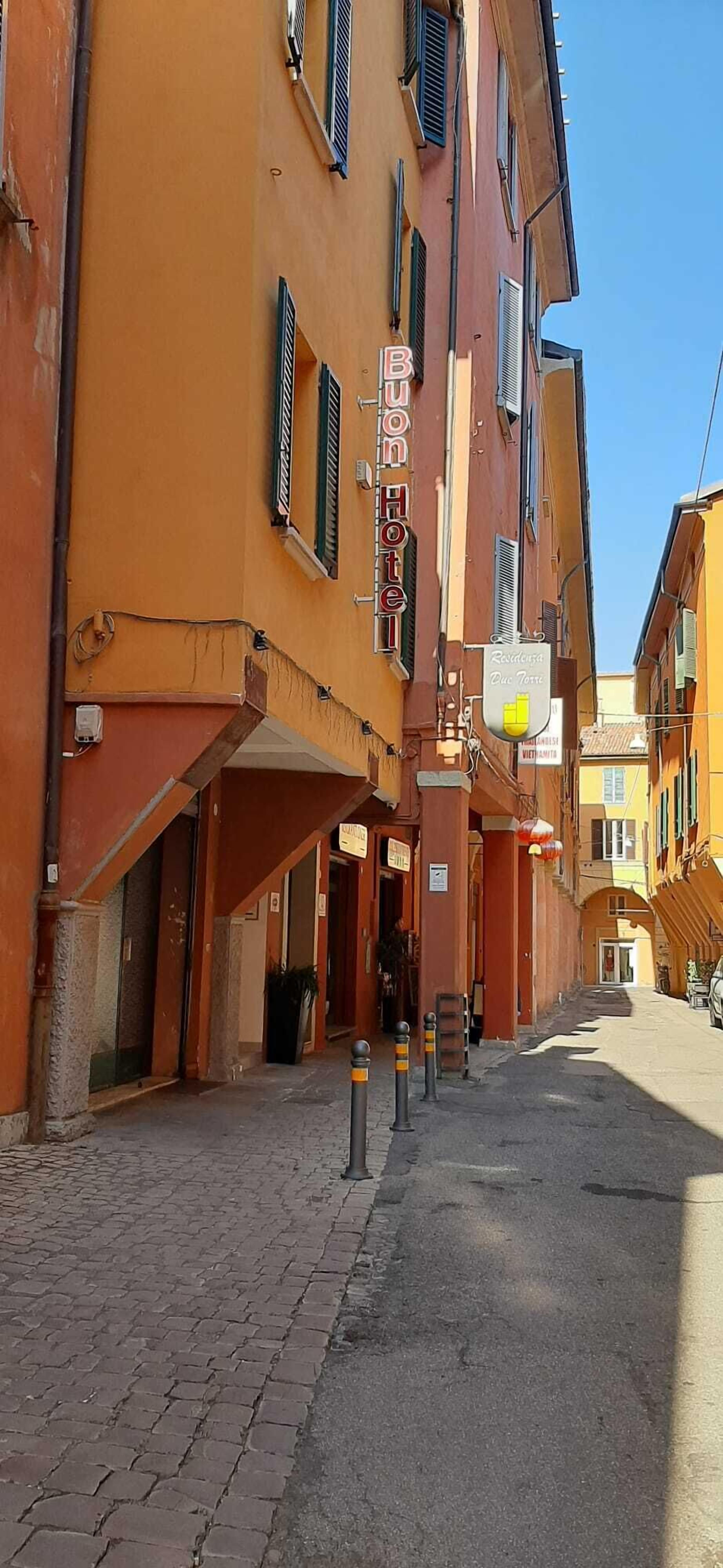 Buon Hotel Bologna Centro - Affittacamere - Self Check-In, Bologna